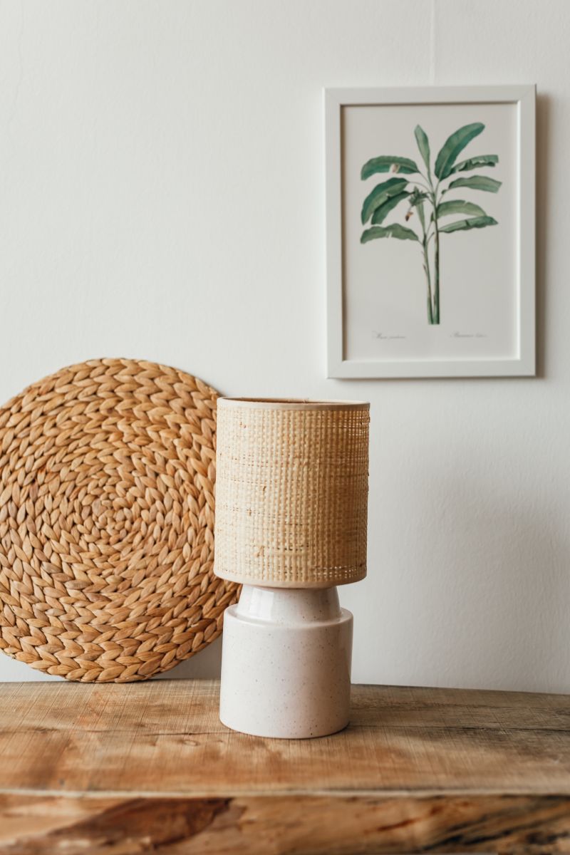 Chic Pyritewhite with raffia shade table lamp